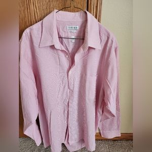 Van Heusen men's collard button up long sleeve shirt